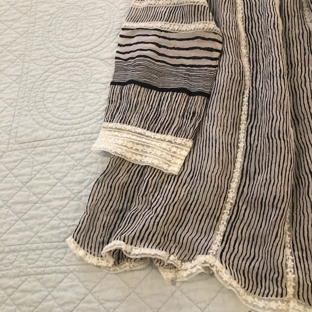 Anthropologie Floreat Reina blouse top. Size small. - Picture 8 of 11